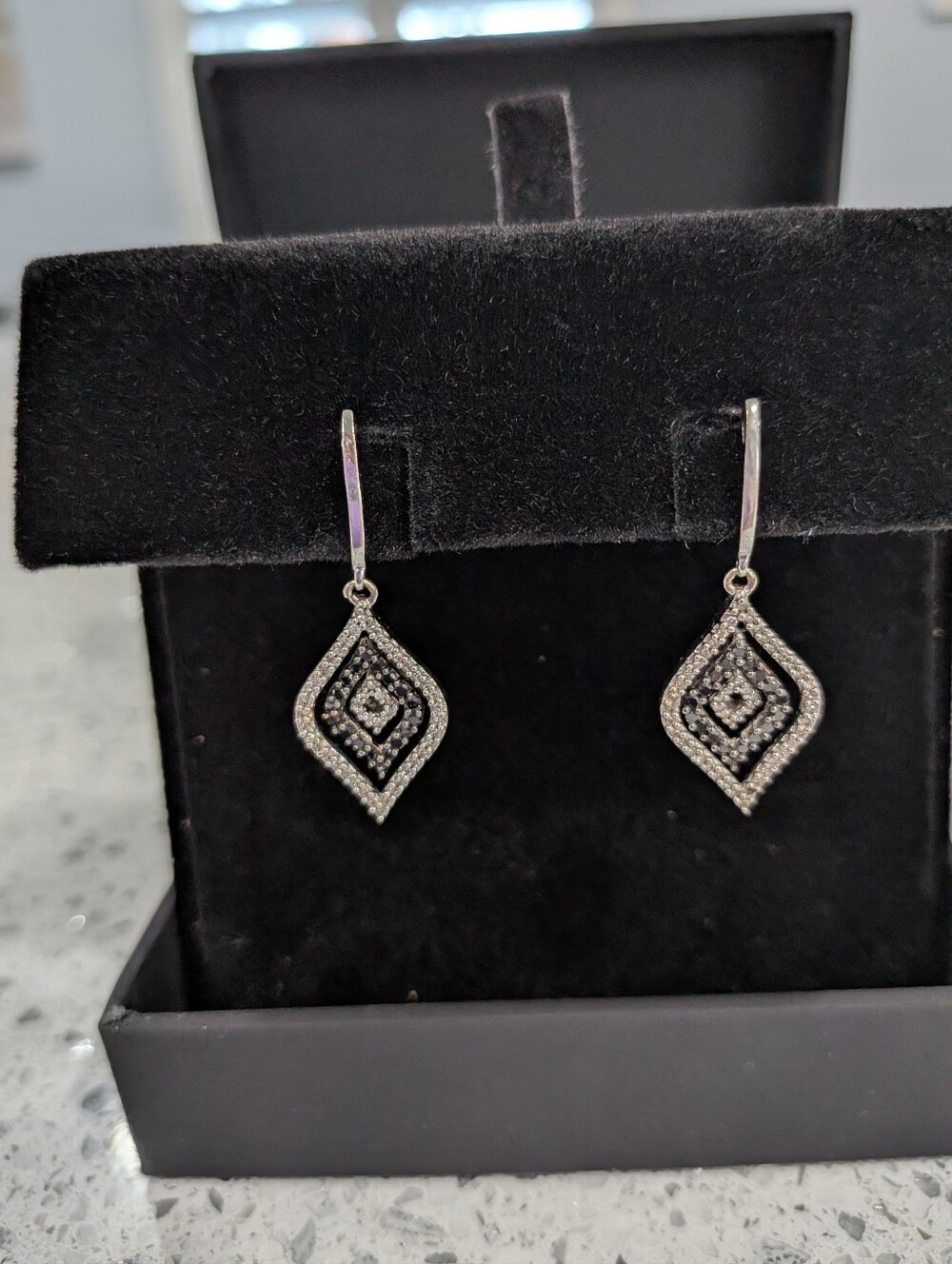 10K White Gold With Black And White Diamonds Drop Earrings